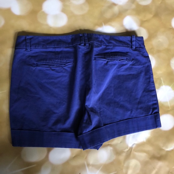 Blue shorts size 6 - Picture 4 of 4